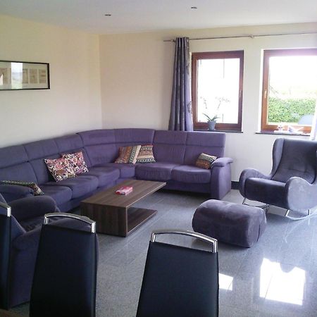 Spacious Mansion In Feuerscheid With Garden מראה חיצוני תמונה